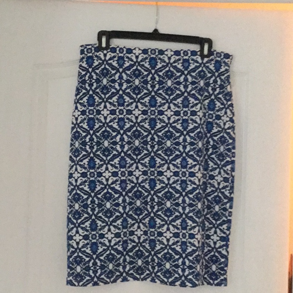Skirt, blue and white design